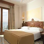 Hotel Alimuri Bay