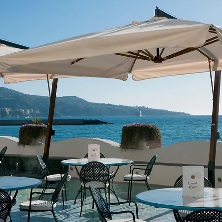 فندق Alimuri Bay