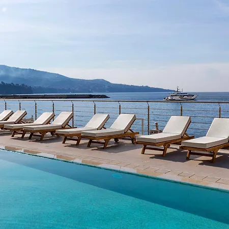 فندق Alimuri Bay ميتا