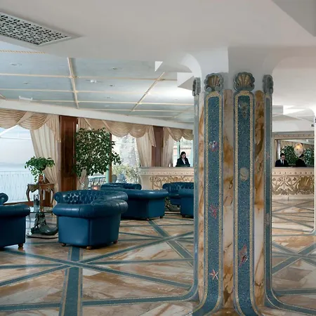 Alimuri Bay فندق ميتا