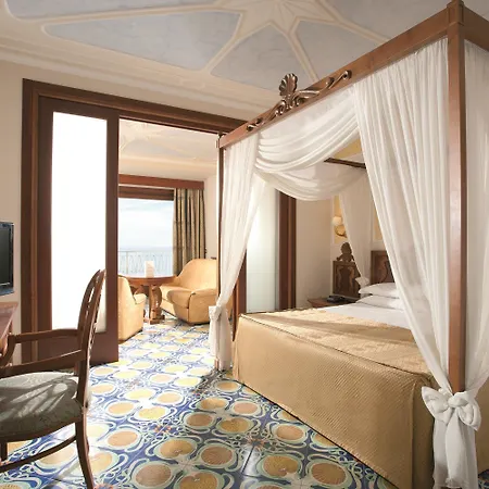 فندق Alimuri Bay ميتا