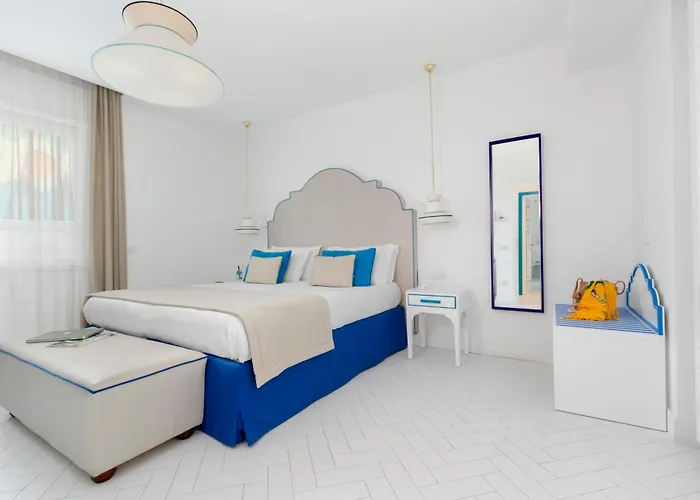 Alimuri Bay Hotel Meta