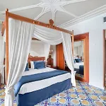 Alimuri Bay Hotel