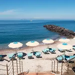 Alimuri Bay Meta