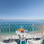 Szálloda Alimuri Bay Meta