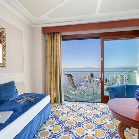 Ξενοδοχείο Alimuri Bay 4*