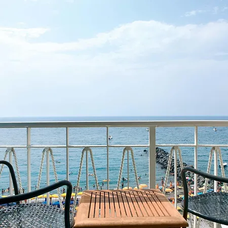 Alimuri Bay Ξενοδοχείο 4*