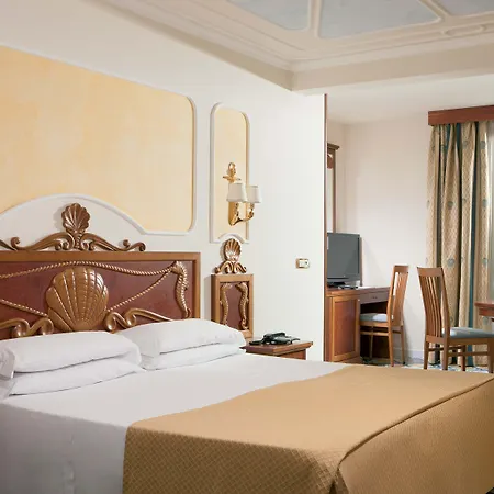 Alimuri Bay Hotel