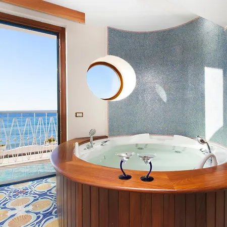 Alimuri Bay Hotel Meta