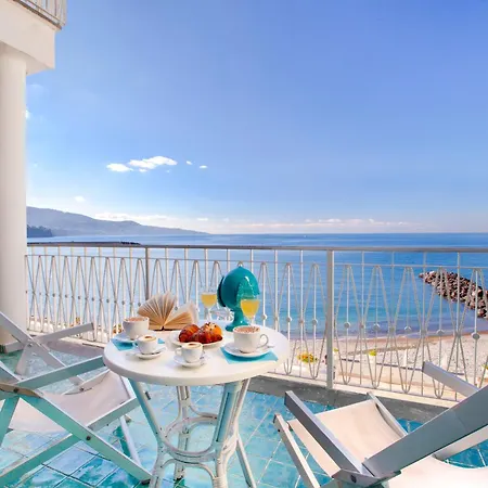 Alimuri Bay Otel Meta