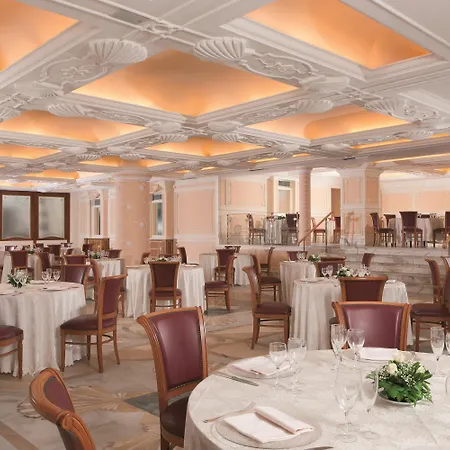 Alimuri Bay מלון 4*