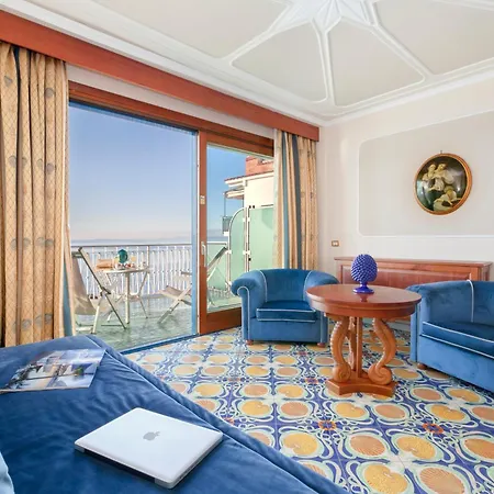 Alimuri Bay 4* מטה
