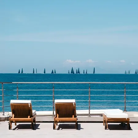 Alimuri Bay Hotel 4*