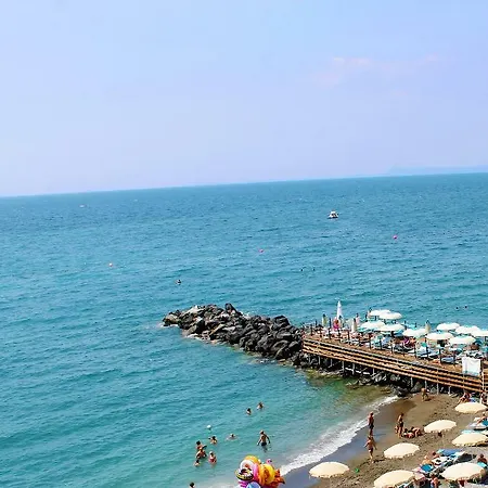 Alimuri Bay