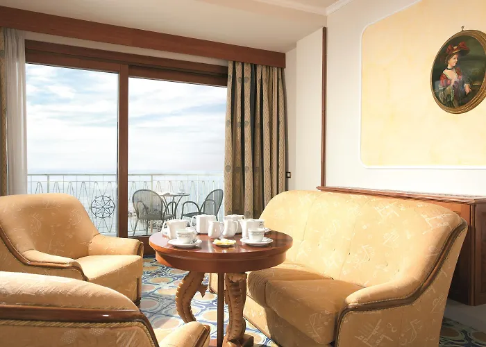 Alimuri Bay Hotel Meta