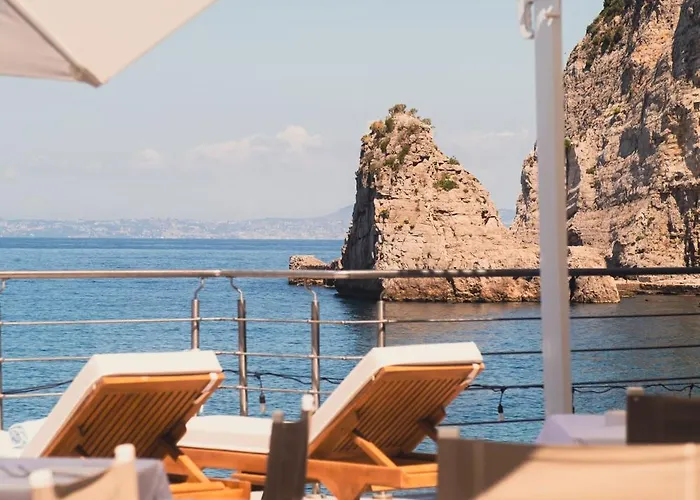 Hotel Alimuri Bay 4*