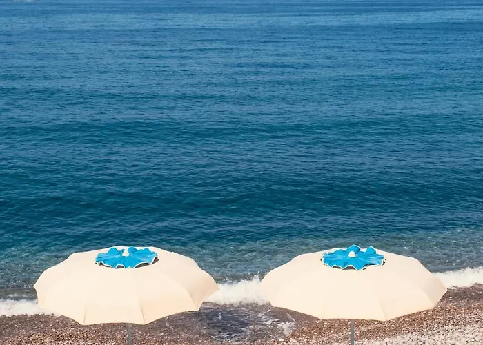 Alimuri Bay Hotel 4*