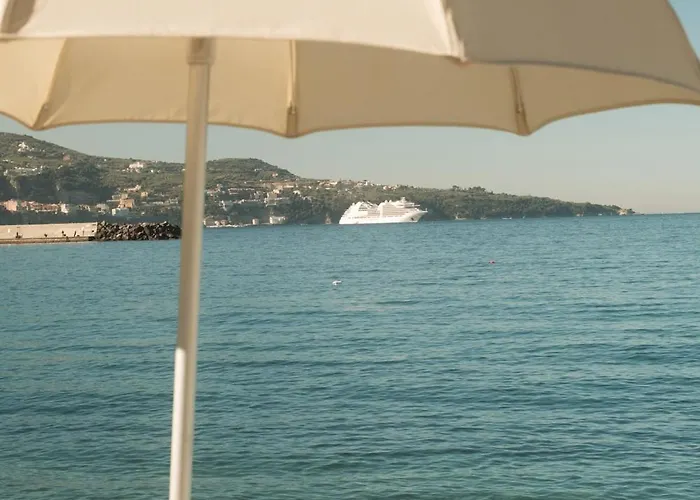 Alimuri Bay Hotel 4*