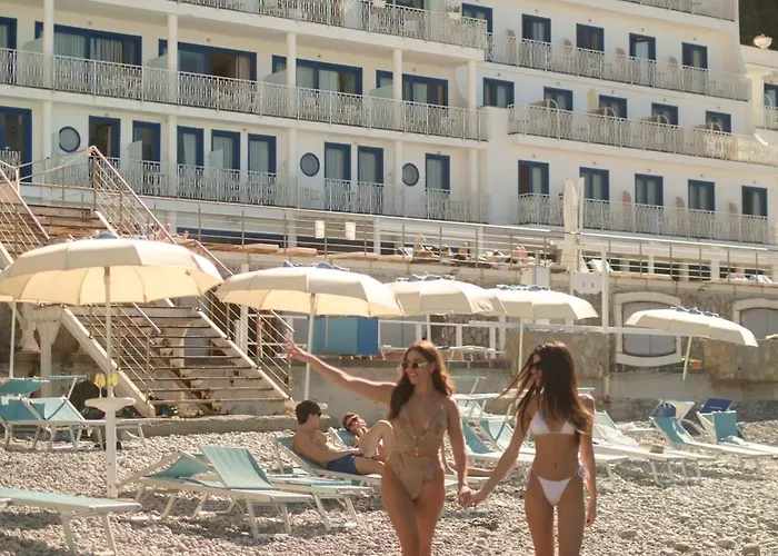 Alimuri Bay Szálloda 4*
